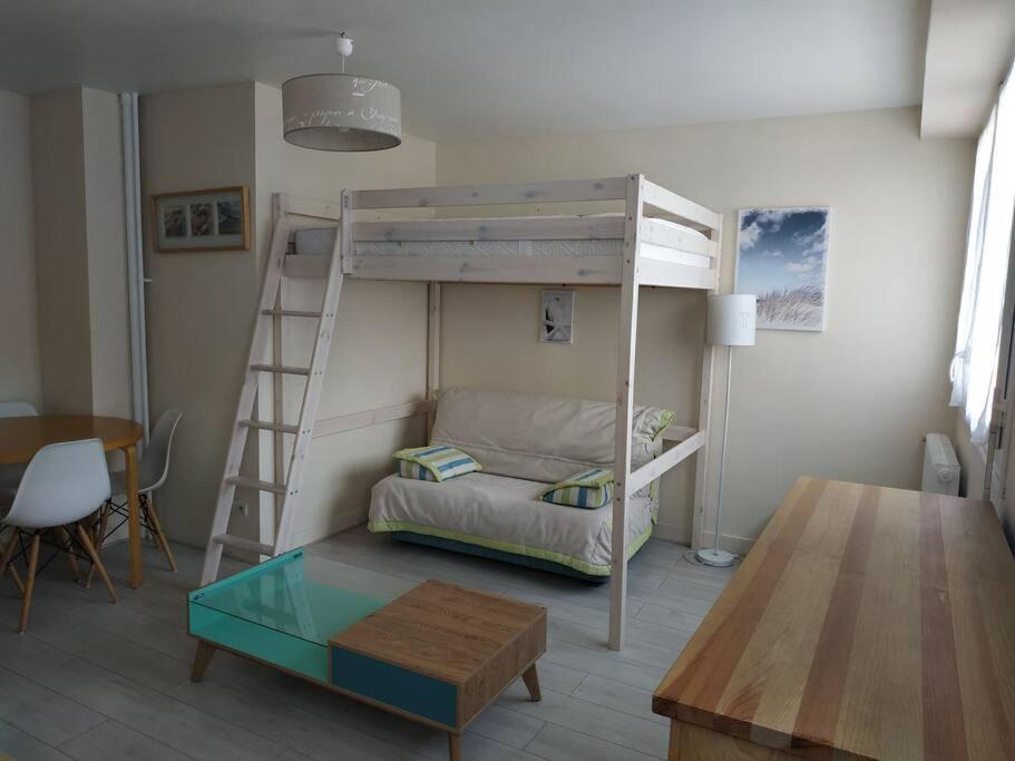 Studio Situe A 200m Du Port De Plaisance *